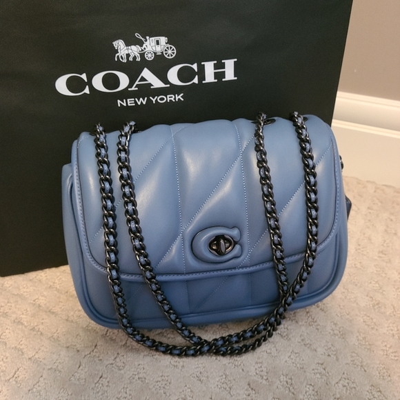 💰SOLD💰Coach Pillow Madison Shoulder Bag With Quilting Style C8560 - Picture 7 of 14